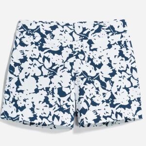 NWT Margaret M Lea Printed Short small